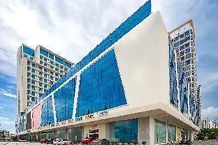 Paxton Vacances Hotel & Suite Sanya 5*,  China